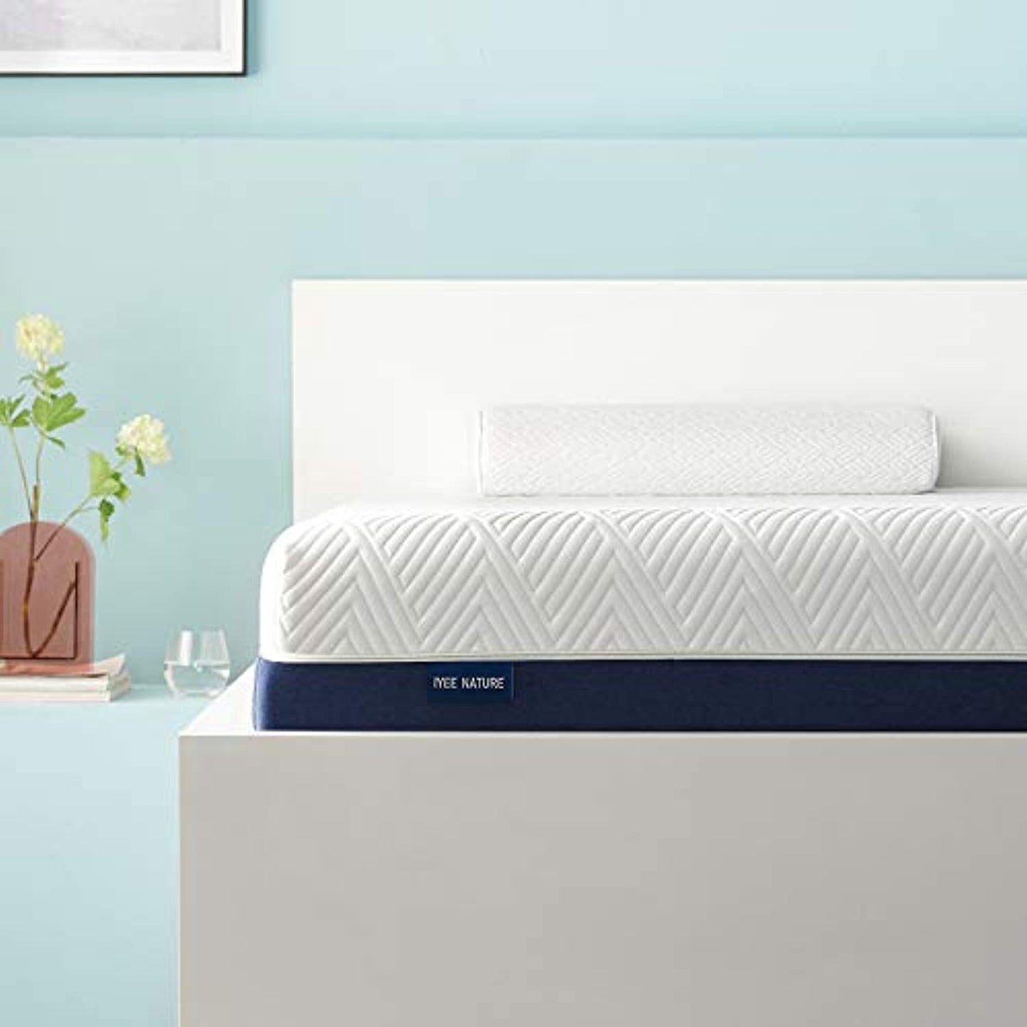 IYEE NATURE Narrow Twin Mattress 6 Inch Cooling-Gel Memory Foam Mattress in a