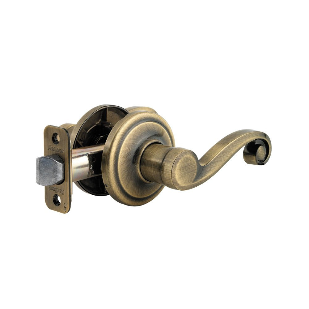 Kwikset Lido Hall/Closet Lever in Antique Brass Damaged Box